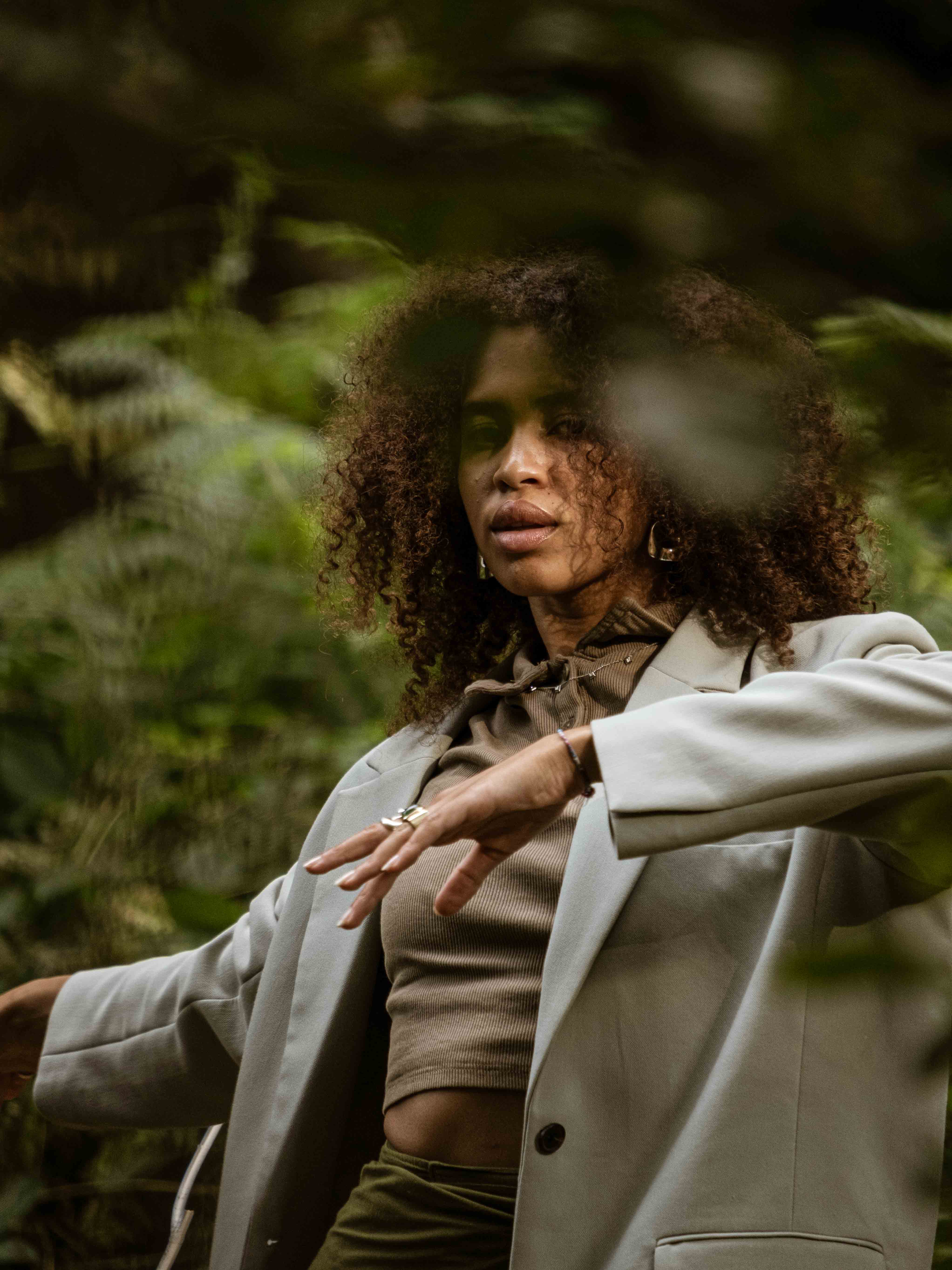 Natural versus Artificial - Photography by Studio Issaya - 2